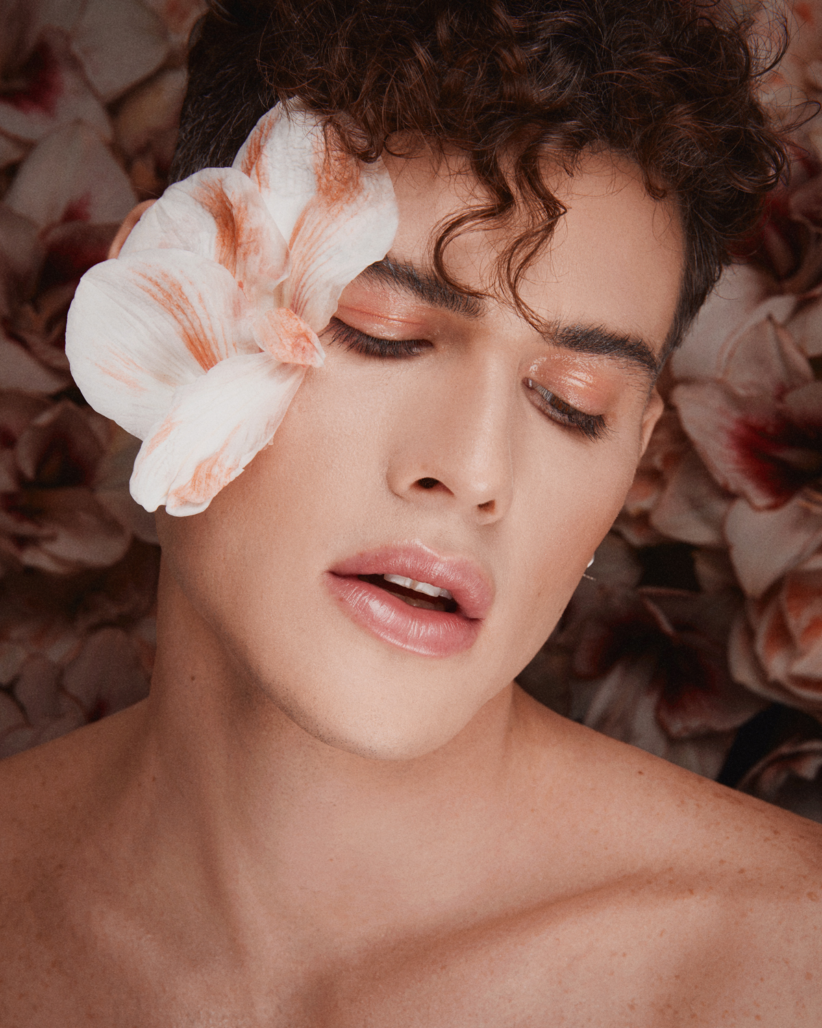 11.07 Flowers18206